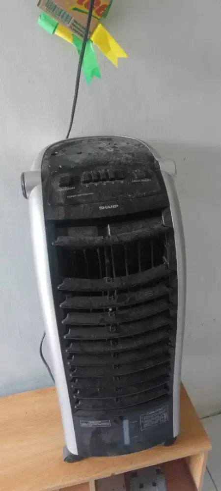 Dijual kipas angin Sharp kondisi apa adanya