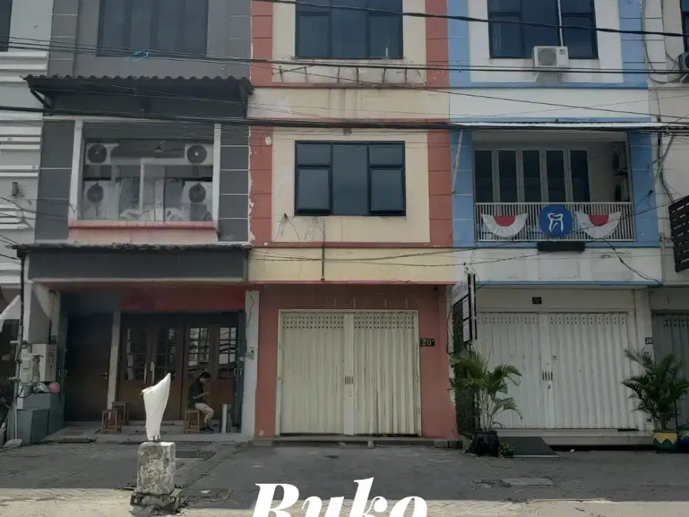 Ruko commercial strategies 3 lantai, Raya Darmo permai, sby