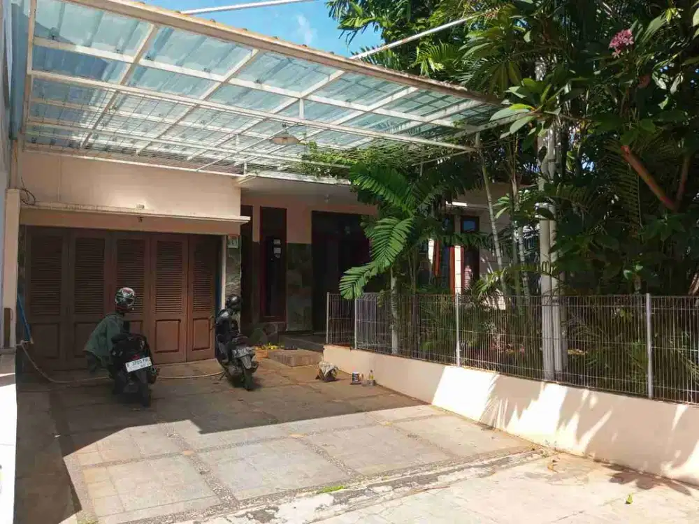 Rumah 1 lantai disewakan di Pondok Bambu Jakarta Timur