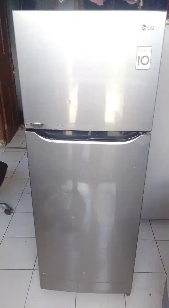 Kulkas LG normal dingin Joss mantab berfungsi dengan baik