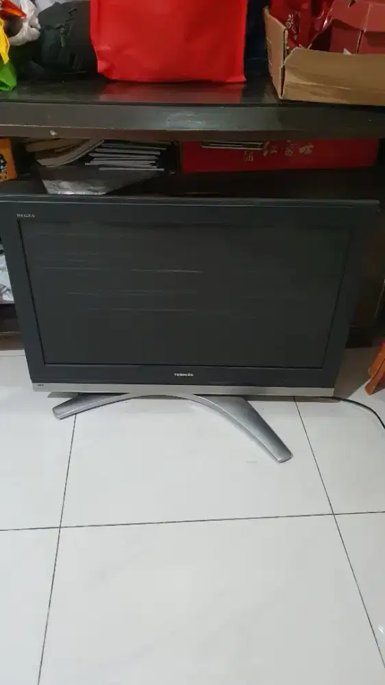 Tv led merek Toshiba 32 inchi