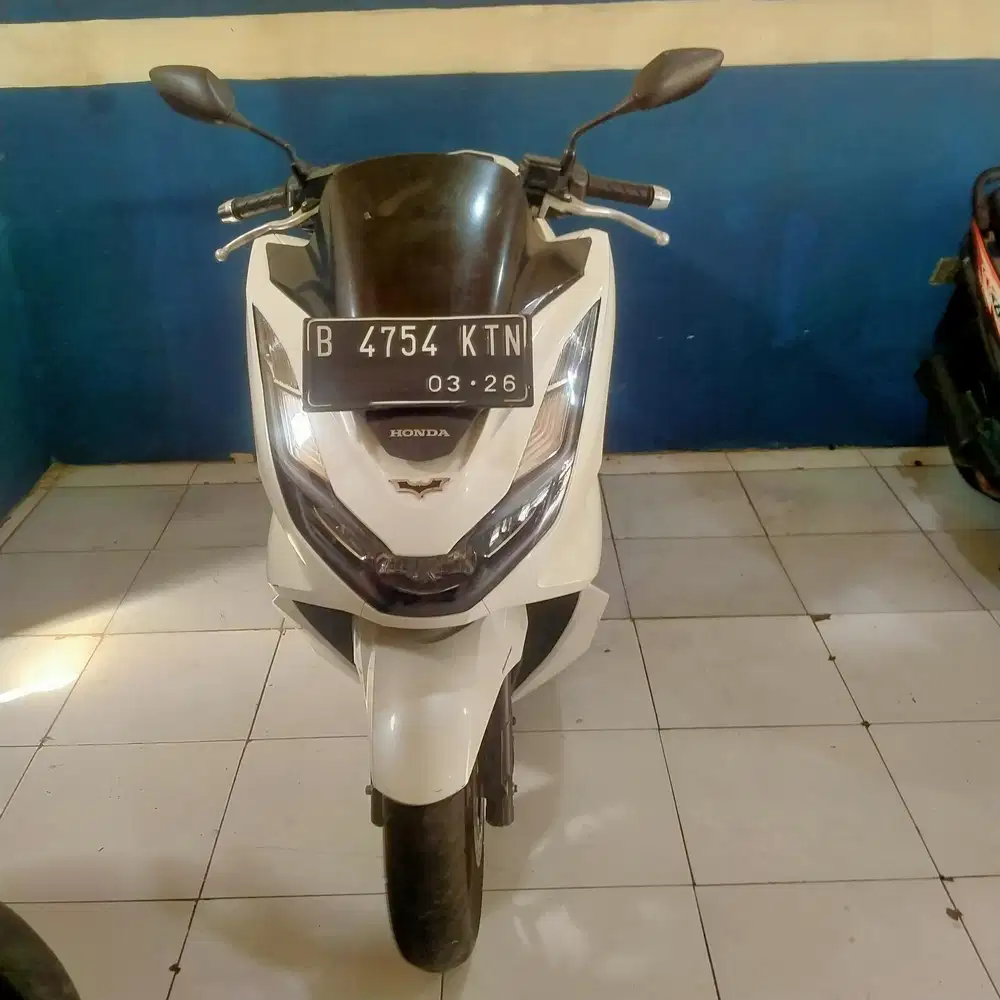 HONDA PCX 160CC TAHUN 2021 ISTIMEWA