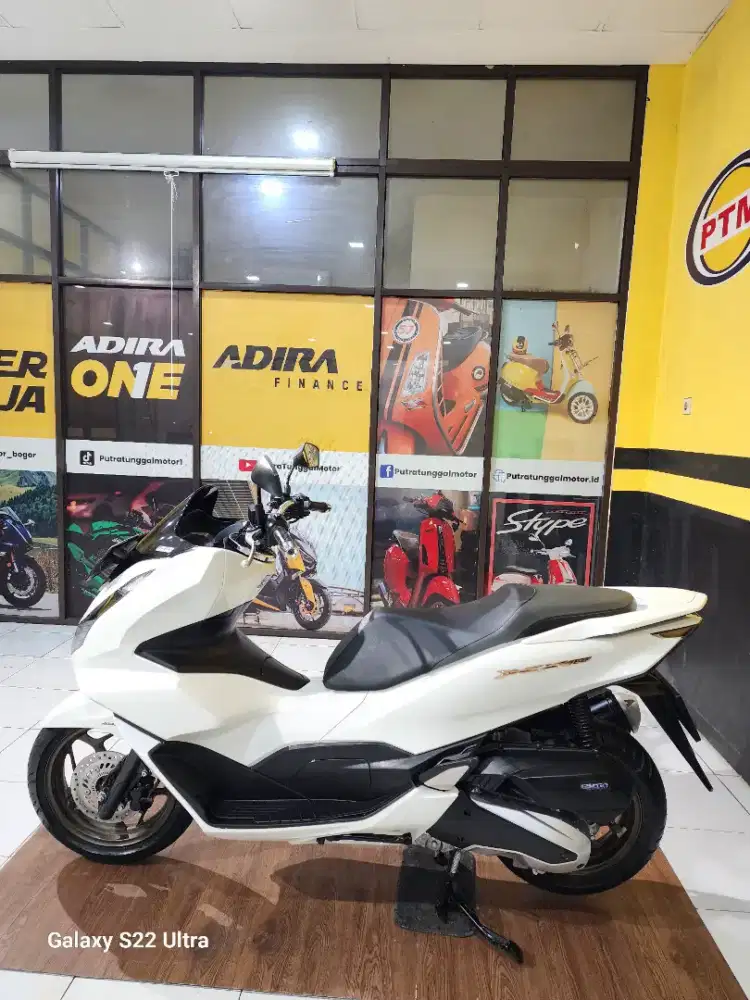 PCX 160 ABS TAHUN 2023(PUTRA TUNGGAL MOTOR)