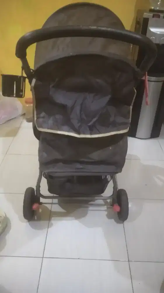 Stroller roda 3