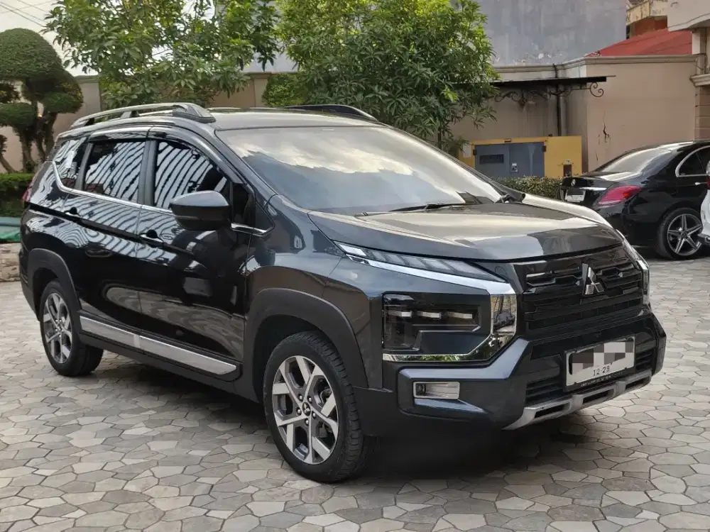 (KM 19 RB100% ORISINI)XPANDER CROSS PREMIUM PACKAGE AT MATIC 2023/2024