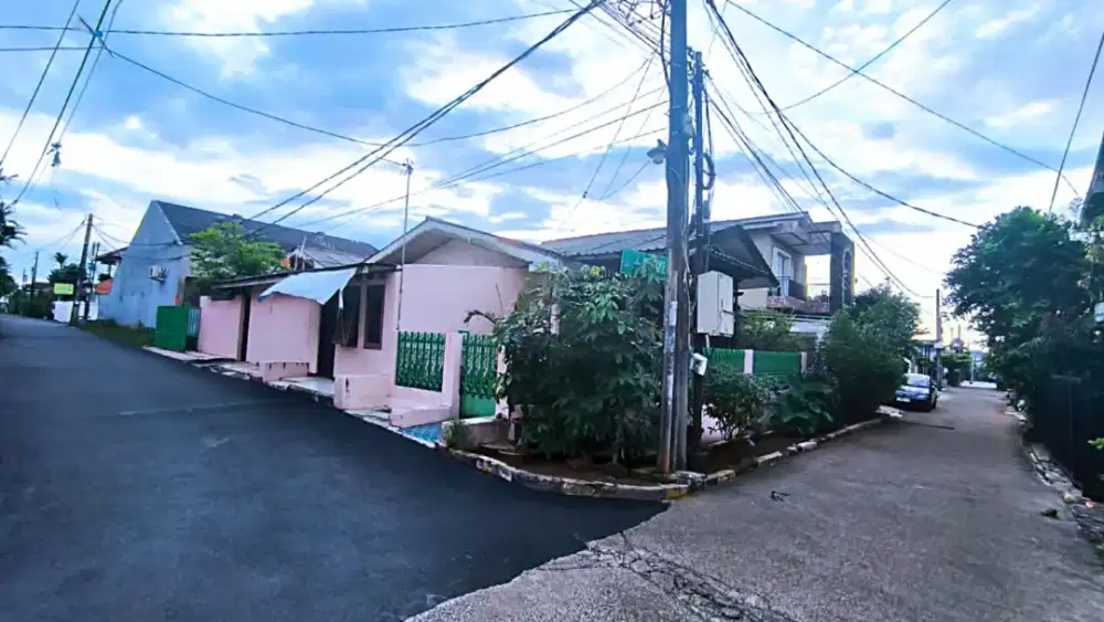 Rumah Hoek dekat TOL Jatiasih