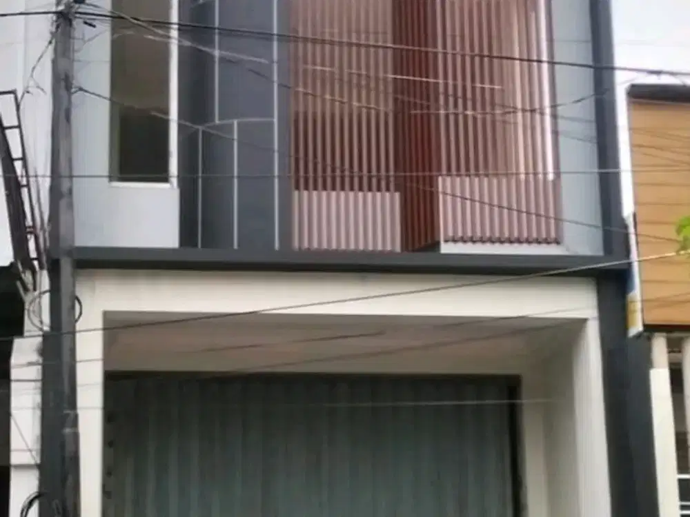 JL RAYA MANUKAN TENGAH