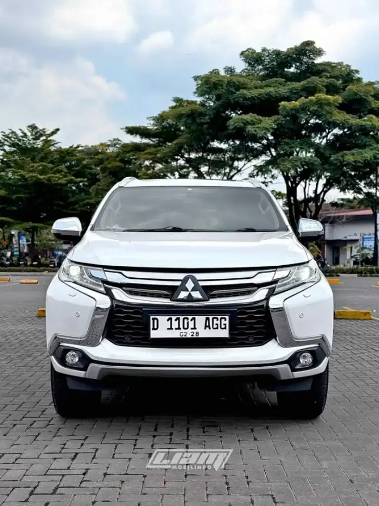 Mitsubishi Pajero 2.4 Dakar 4×2 2017
Antik Low Km 119rb 
Kondisi Bagus