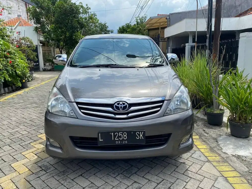 Innova 2.0 G 2010, ISTIMEWA