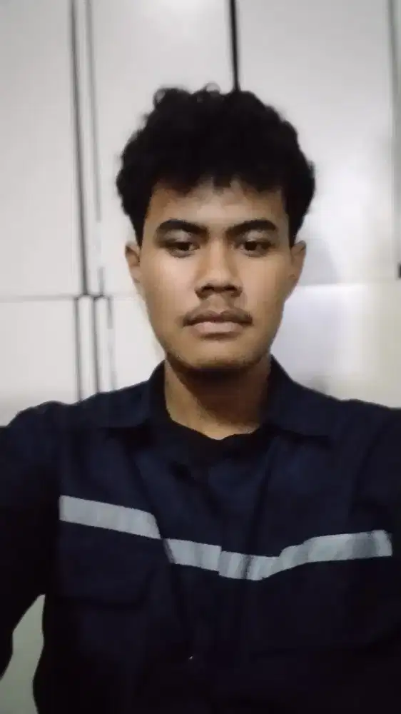 mencari lowongan pekerjaan