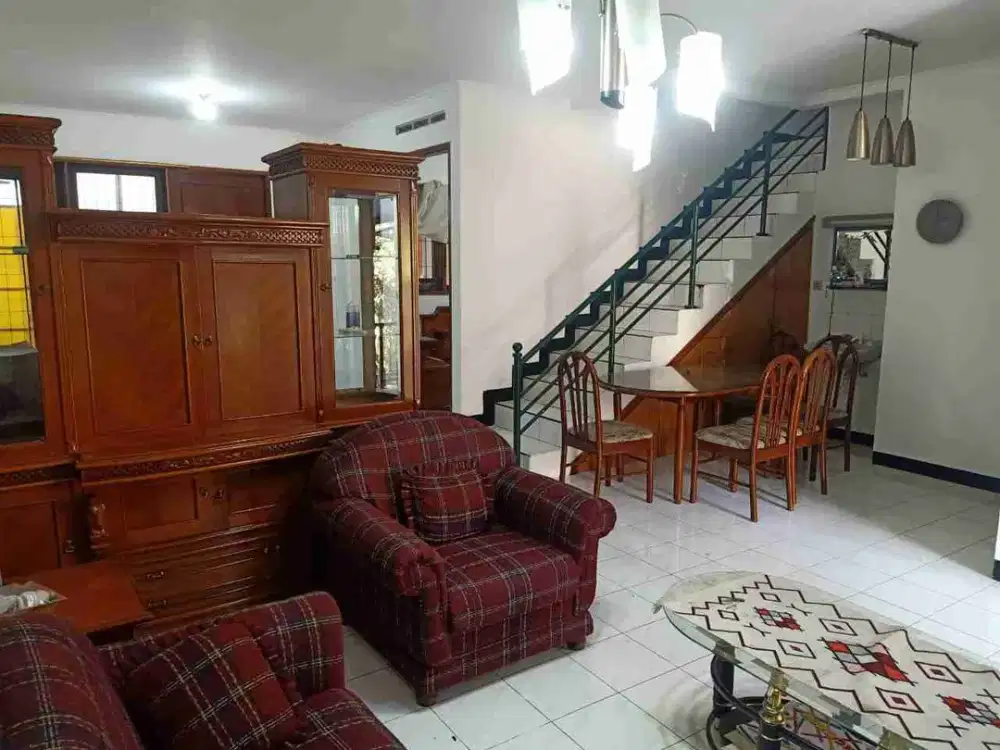 Disewakan Rumah Furnished di Setraduta