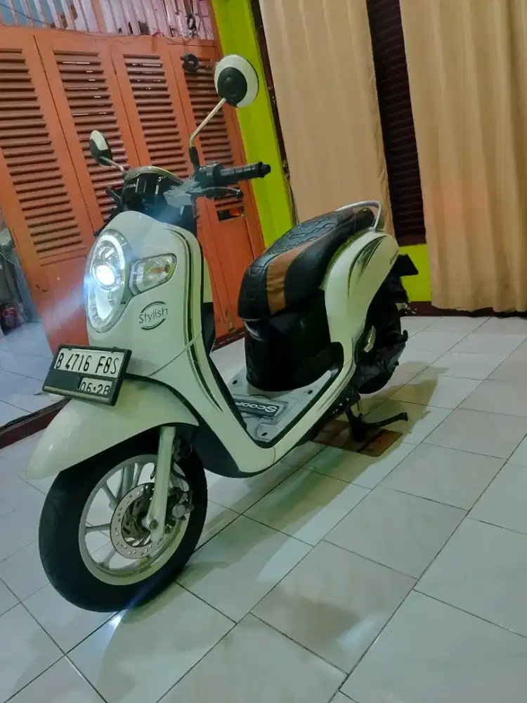 Honda Scoopy donat fi 2018 gres siap pake BS TT