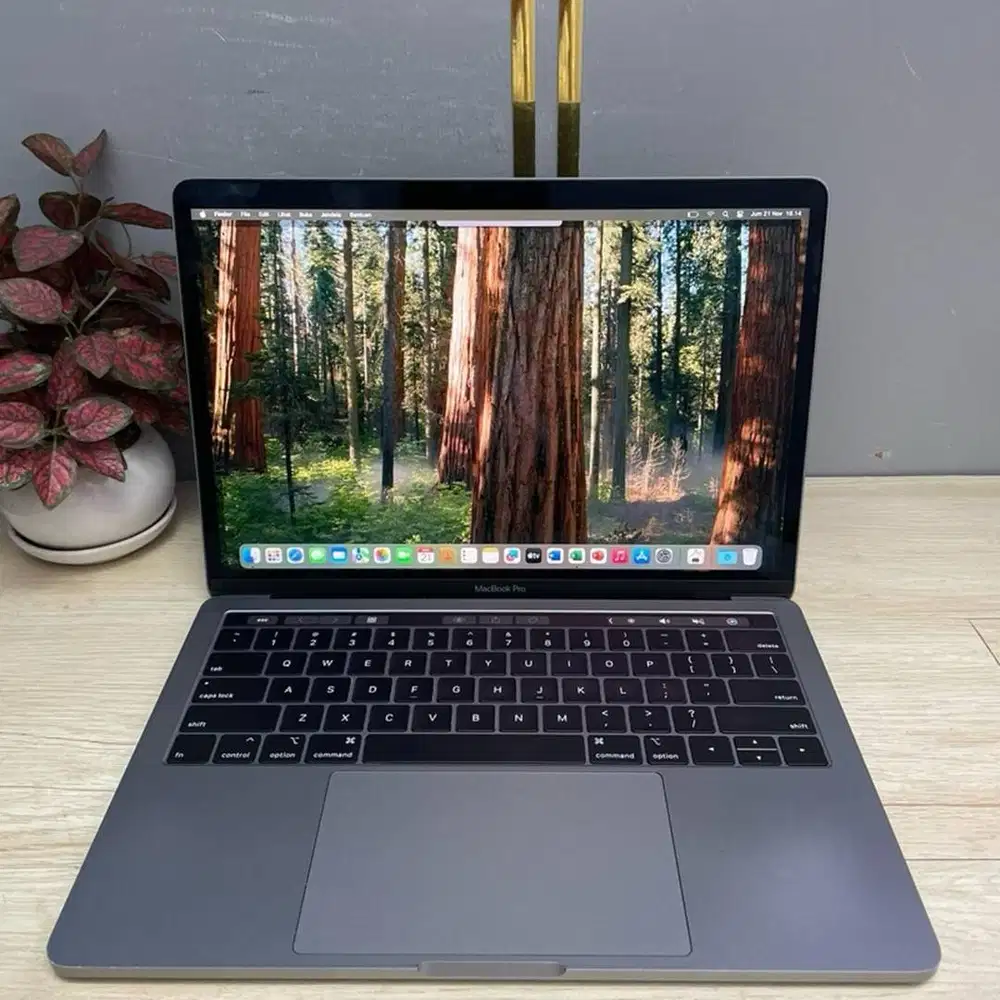 Apple Macbook Pro Touchbar 2018 Core i7 Ram 16GB 13,3inch N-ETM