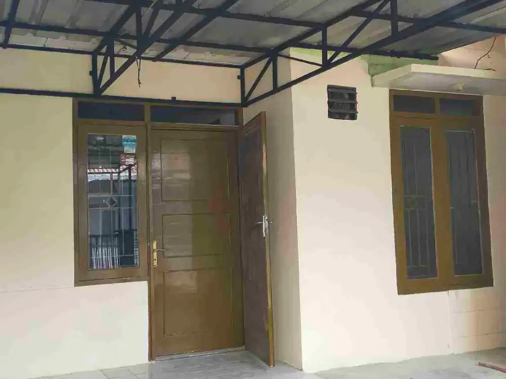 Dijual rumah dan ruang usaha di Citra Raya Cikupa dekat ke 3 pintu tol utama.