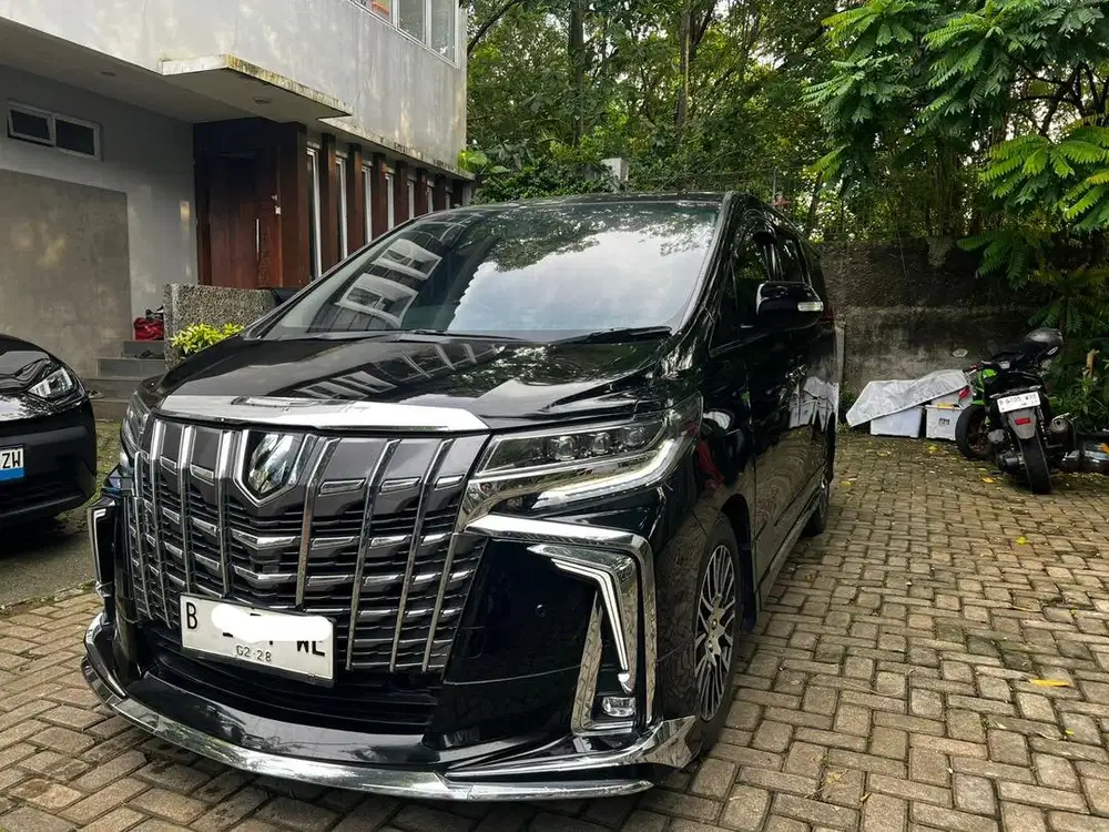 Toyota Alphard 2023 Bensin