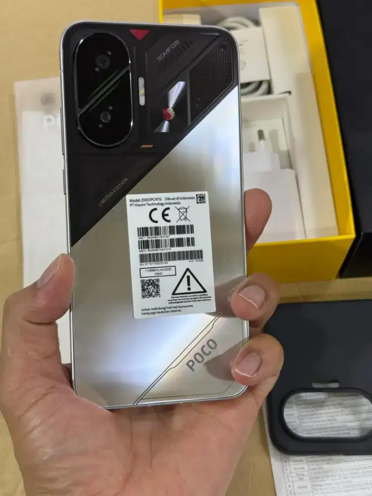 Xiaomi Poco F7 12/512GB Snapdragon 8s Gen 4 Fullset Mulus Resmi