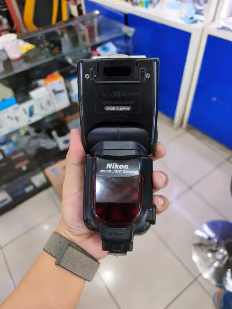 FLASH NIKON SB-900