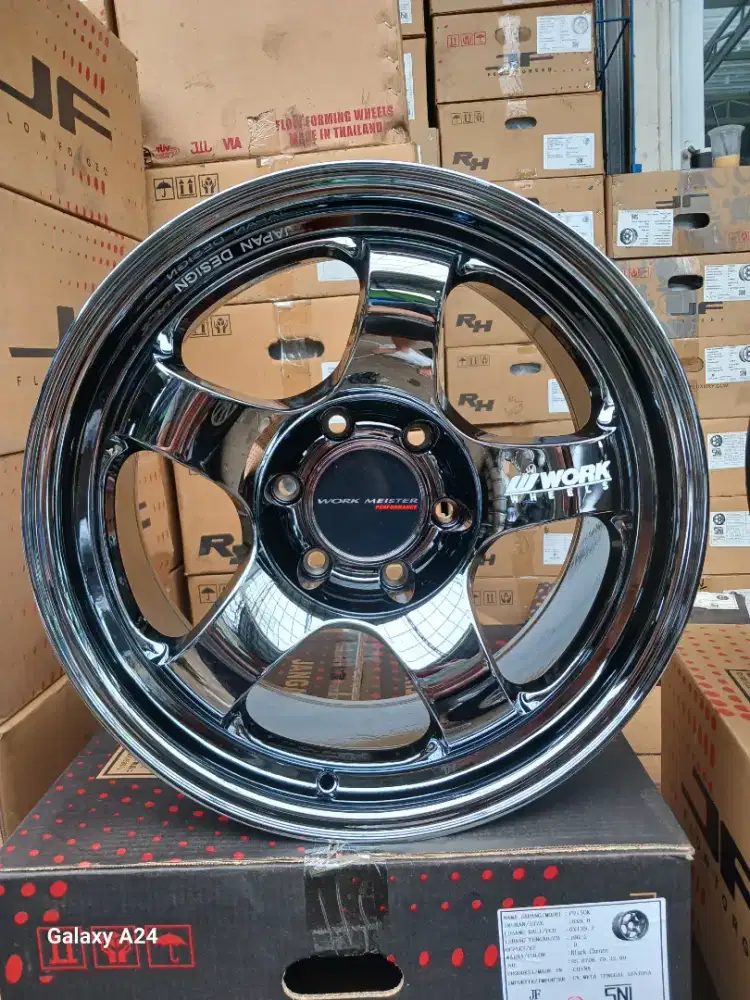 Work meister ring 18 lebar 9 pcd 6x139,7 ET 0 black chrome 4pcs