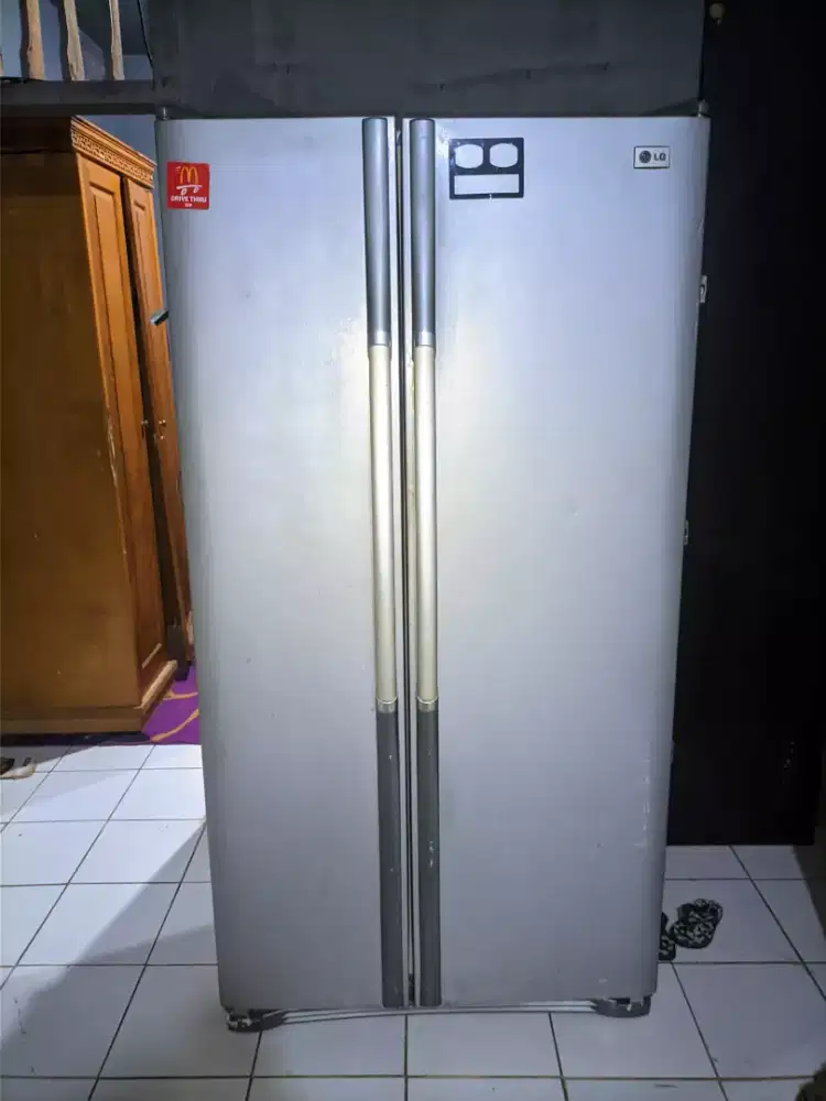 Jual murah kulkas side by side merk LG