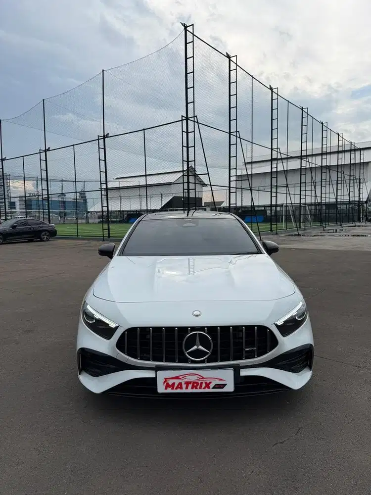 Mercy A35 AMG facelift 2024 Nik23 White on black Siap pakai