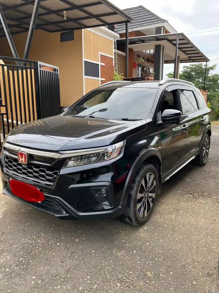 Dijual Mobil Pemakaian Pribadi