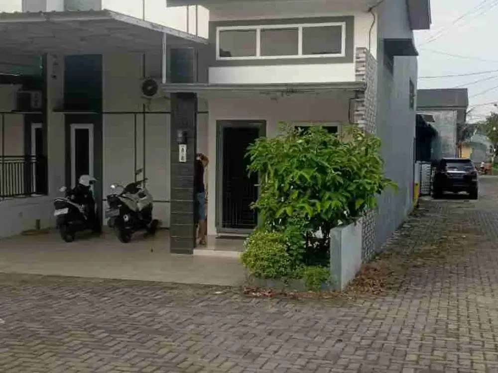 RUMAH HOOK DI PERUMAHAN DI SETIABUDI MEDAN