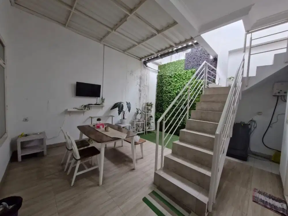 Rumah cantik full funished di Sanggar Kencana Soekarno Hatta Bandung