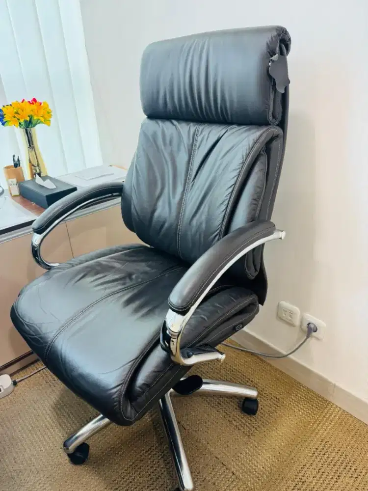 Informa Ulysses Kursi Kantor Sandaran Tinggi Dengan Roda - Cokelat Tua