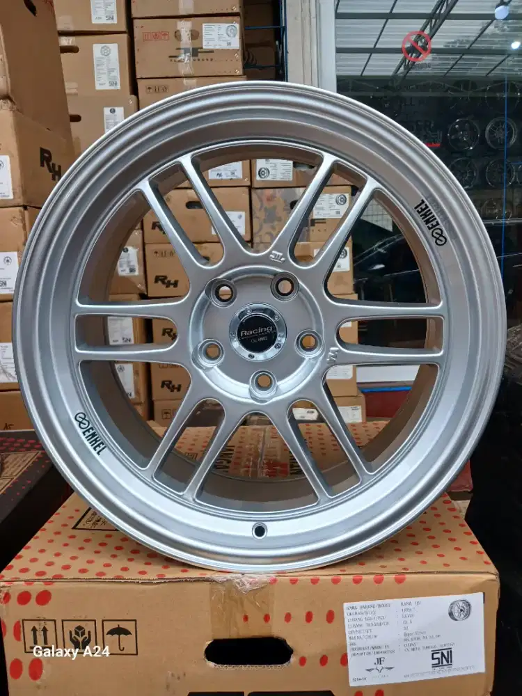 Enkei Rpf1 ring 18 lebar 8,5-9,5 pcd 5x120 ET 28-32 bmw byd dll 4pcs
