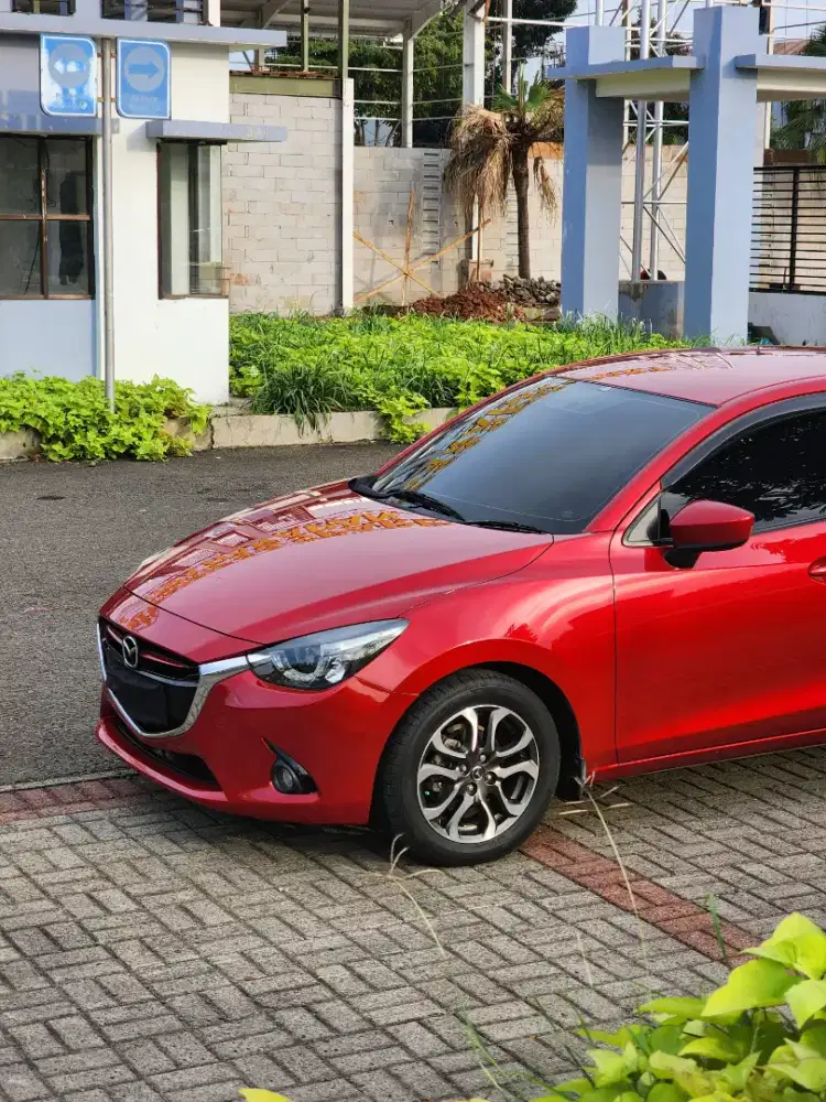 [LOW KM] Mazda 2 R 1.5 Skyaktiv 2015