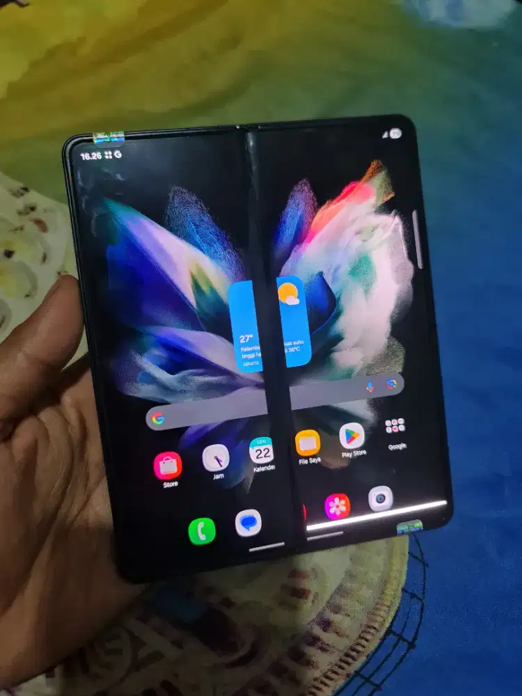 Samsung galaxy z fold 3 25GB