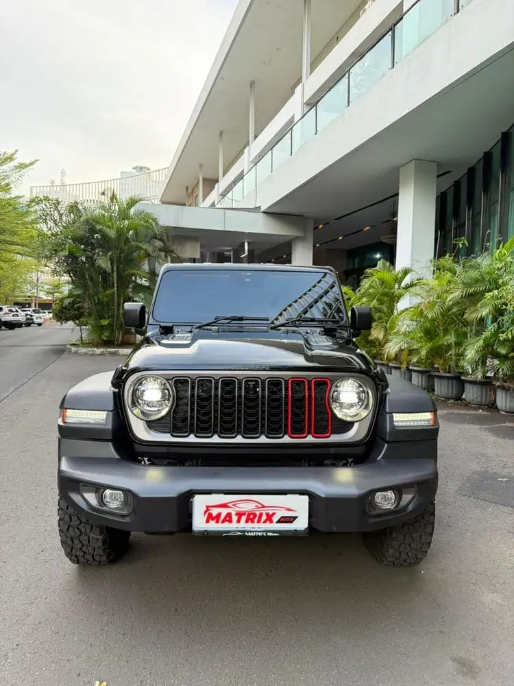 Jeep Rubicon JL 2025 Nik24 Black on black Siap pakai