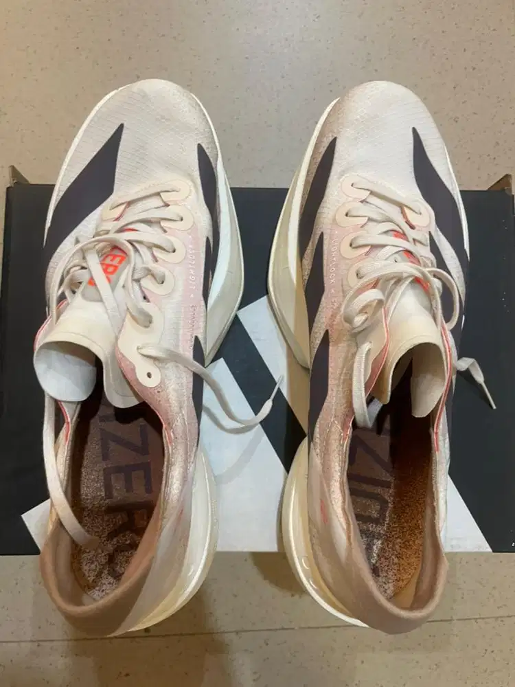 Sepatu Running Adidas Adizero