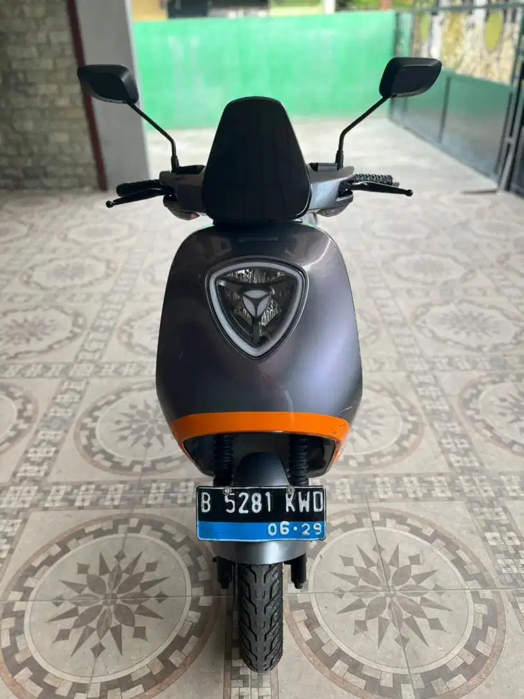 Motor Listrik Yadea G8