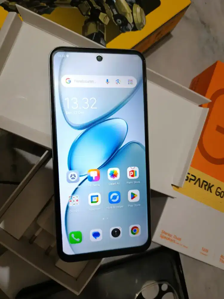 tecno spark GO 1 4+4 / 64gb