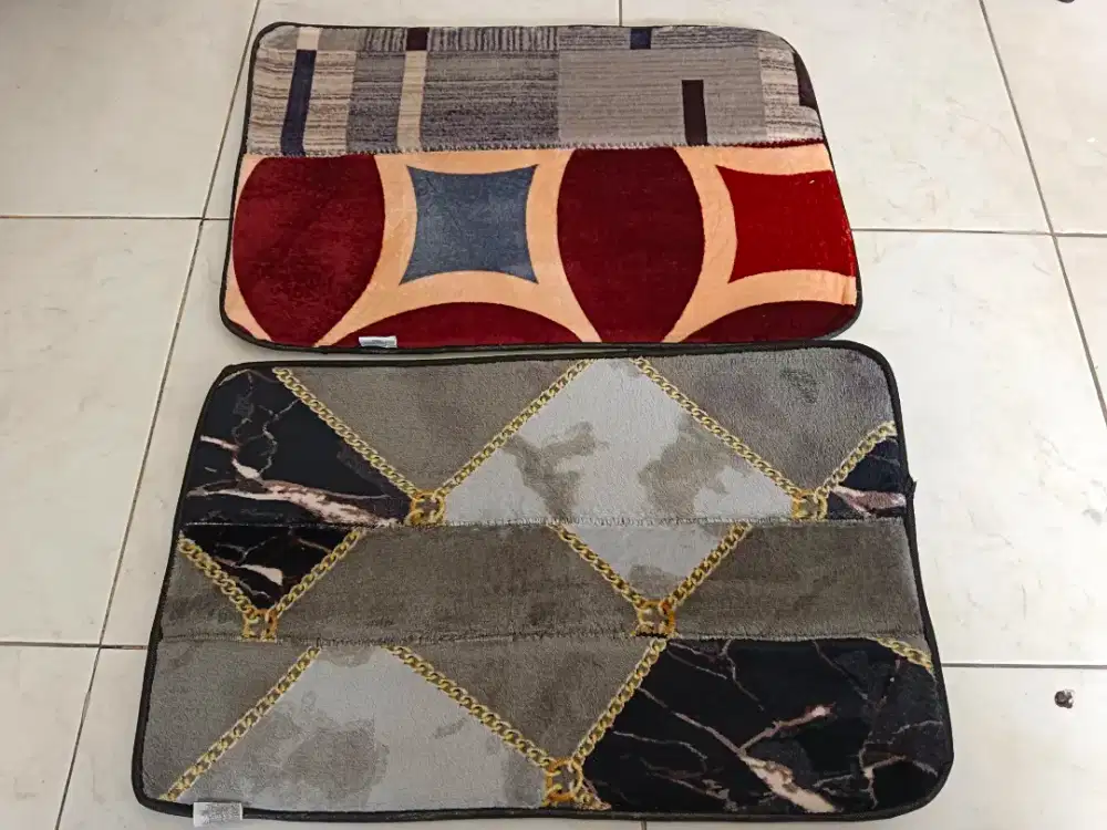 30rb BARU-Keset Kaki Kamar Mandi Busa Empuk Anti Slip uk.59x42cm