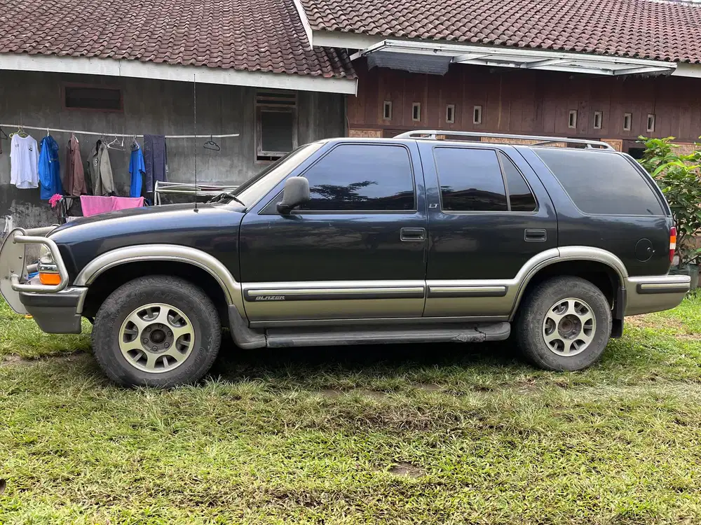 Opel Blazer 1999 Bensin