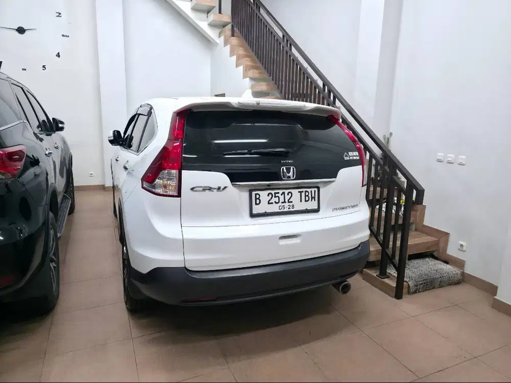 Honda CR-V CRV 2.4 2400cc Matic AT Tahun 2013 Putih , 2012