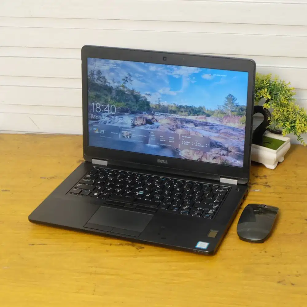 Laptop DELL LATITUDE E5470 Core i5 GEN 6 RAM 8 SSD