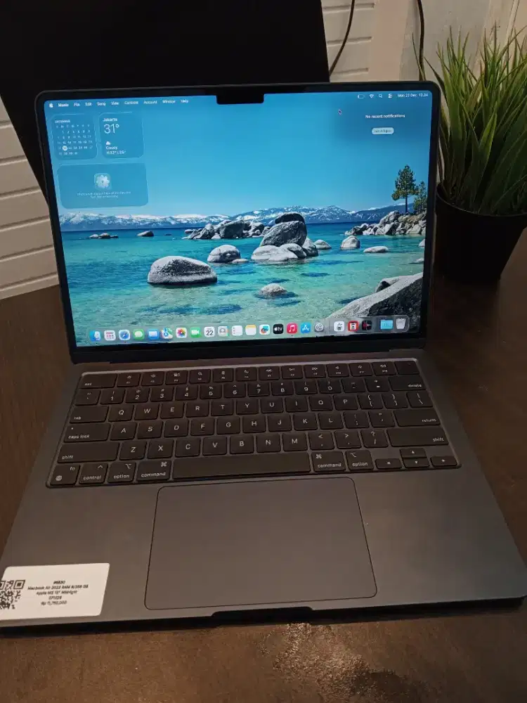 Macbook Air 2022 RAM 8/256 M2 13-inch Midnight