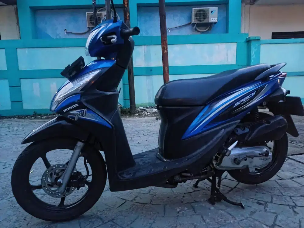 Honda spacy FI 2013 stater tokcer halus mulus terawat