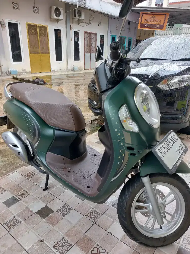 Scoopy frestige remot super mulus