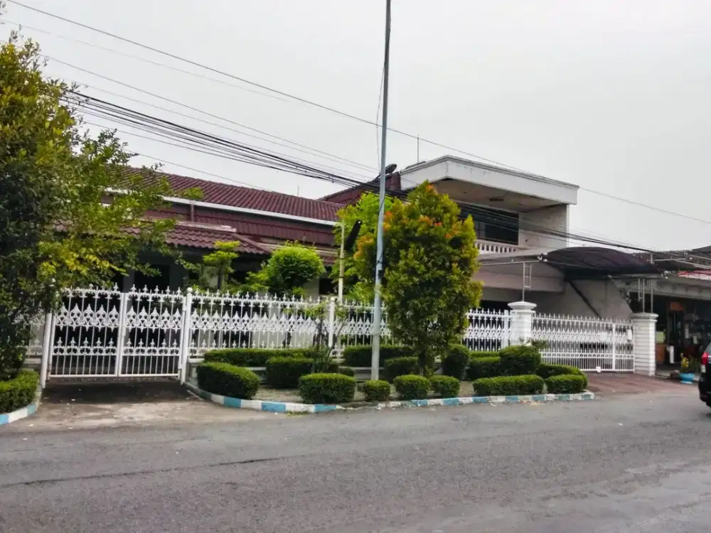 Dijual Rumah (Hook) sebelah RS Mitra Keluarga Pondok Tjandra