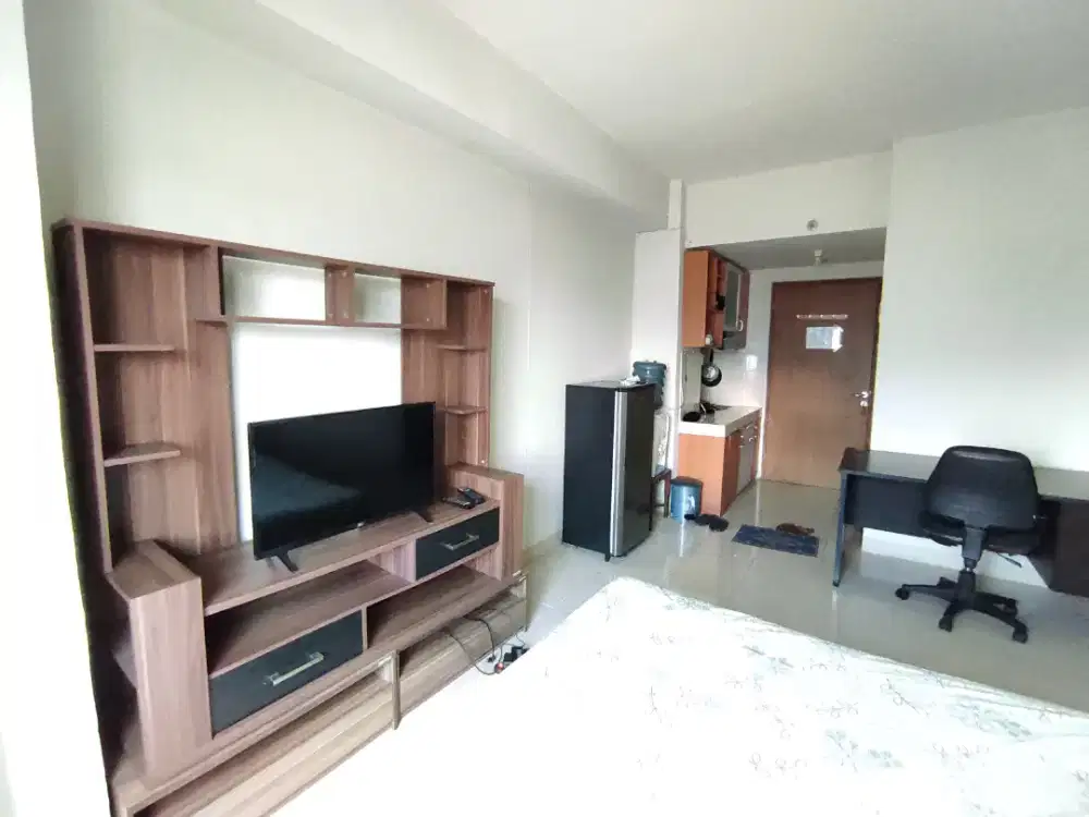Disewakan unit apartment model studio Apartemen Pinewood