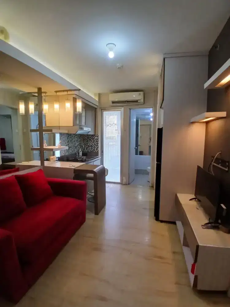 Disewakan 2 BR FF Lantai Rendah Apartemen Bassura City