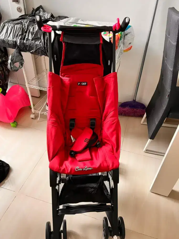 Di jual stroller lipat