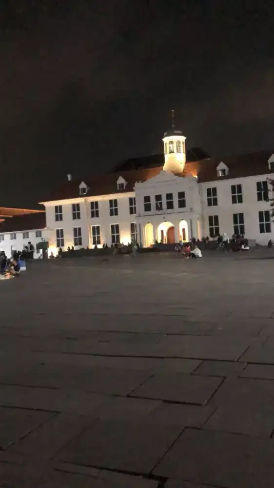 Dicari art pulang pergi