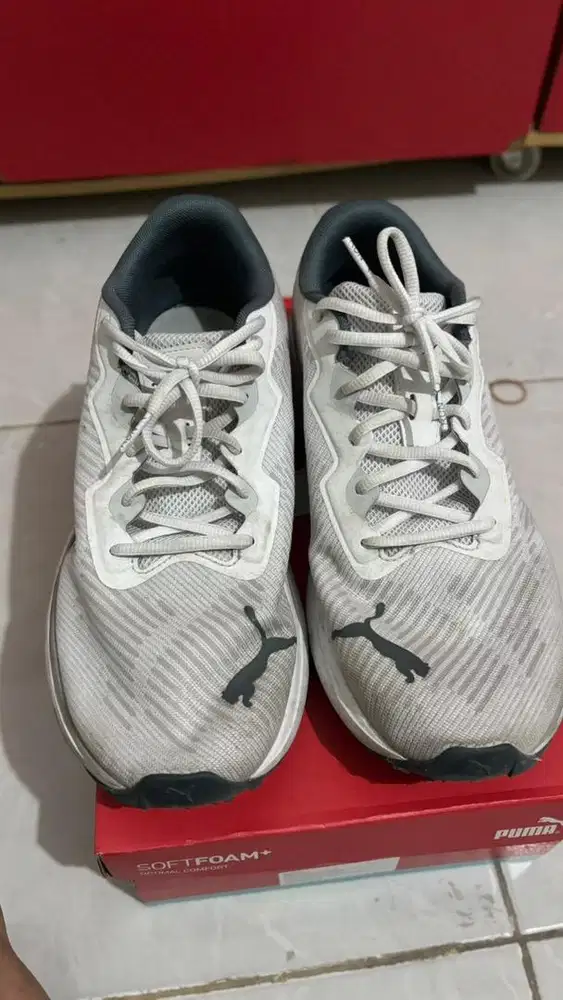 Sepatu Running Puma Aviator