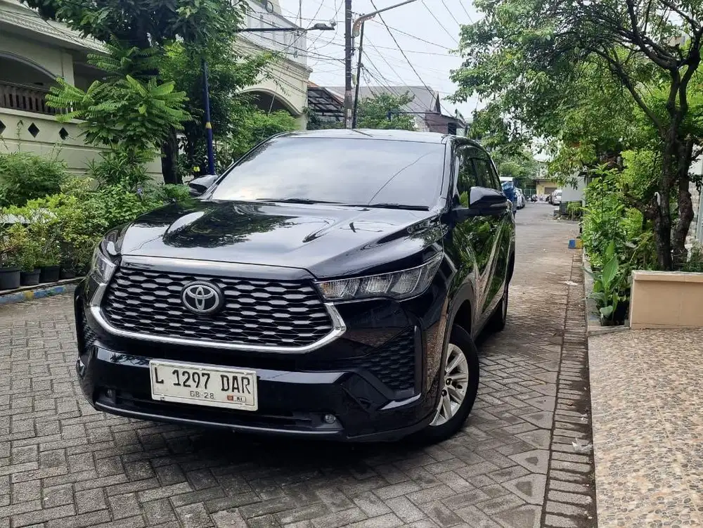 Toyota Innova Zenix G HV Hybrid 2023 Matic Hitam