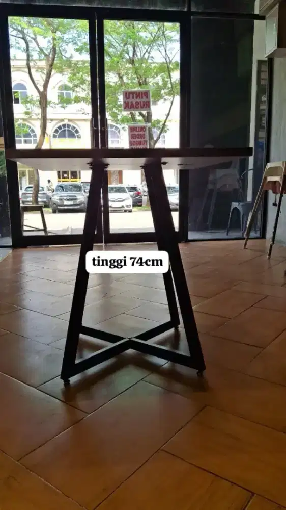 Di jual meja informa